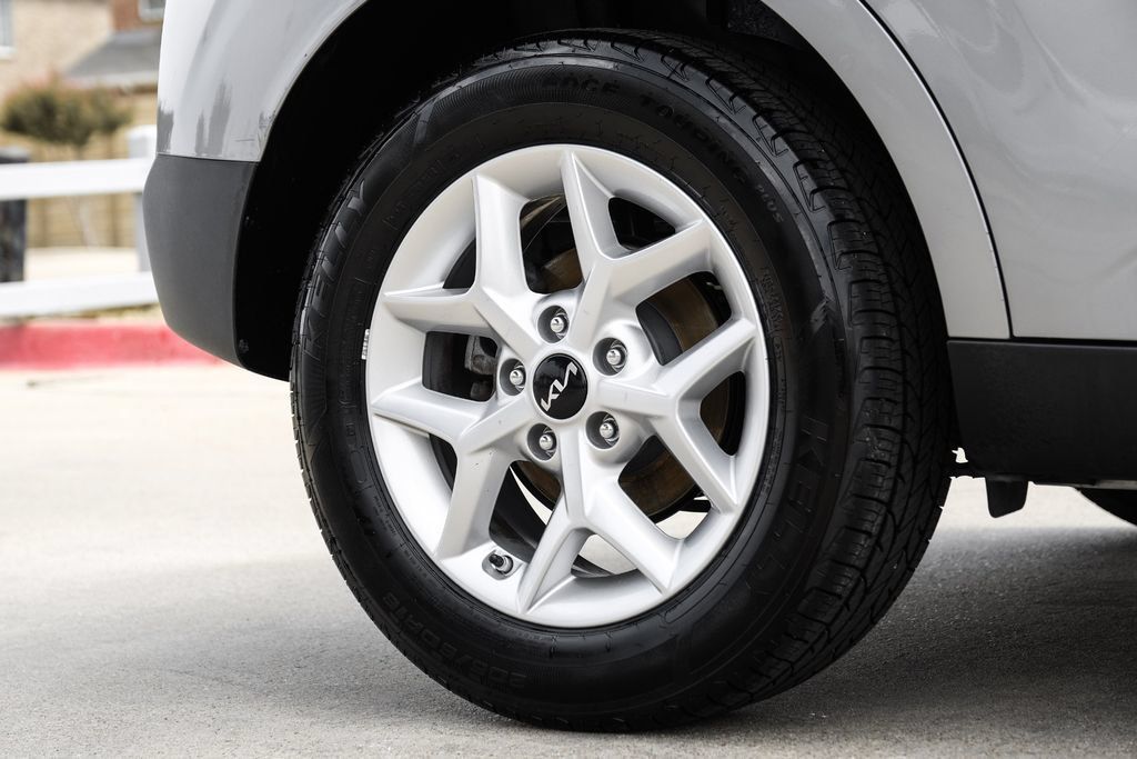 Used 2022 Kia Soul LX w/ Technology Package FWD image 54