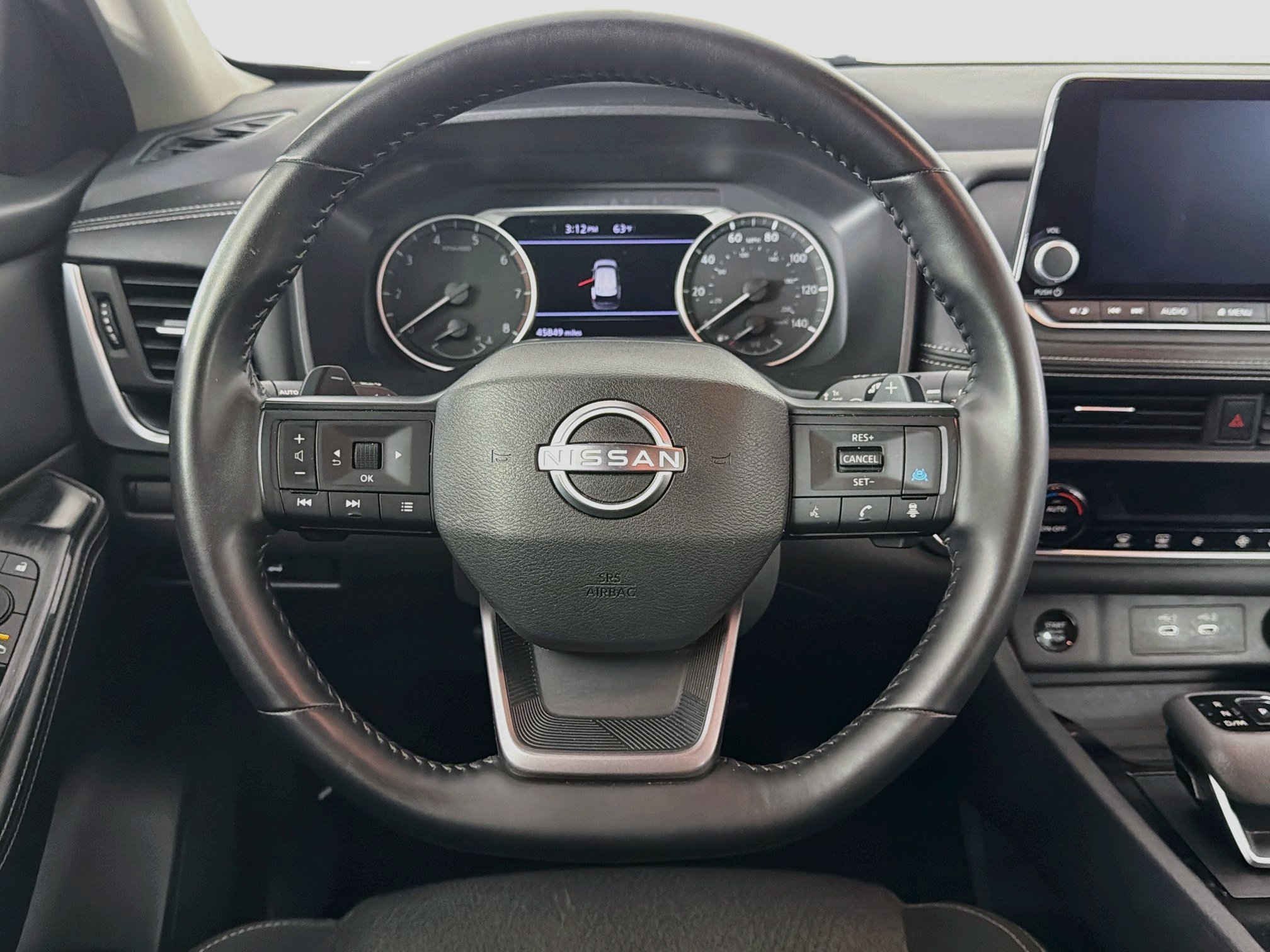 Used 2025 Nissan Rogue SV FWD image 18