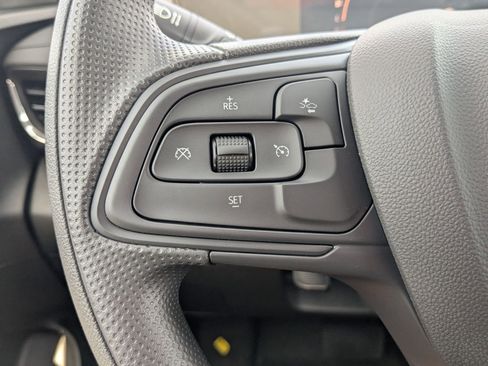 New 2025 Buick Envista Preferred image 15