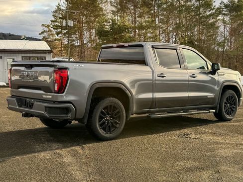 Used 2021 GMC Sierra 1500 Elevation w/ LPO, Elevation Black Package image 3