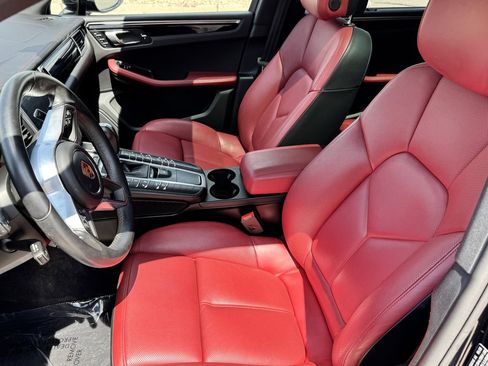 Used 2018 Porsche Macan S AWD/4WD image 15