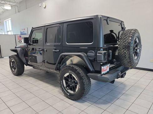 Used 2020 Jeep Wrangler Unlimited Rubicon w/ Steel Bumper Group AWD/4WD image 5