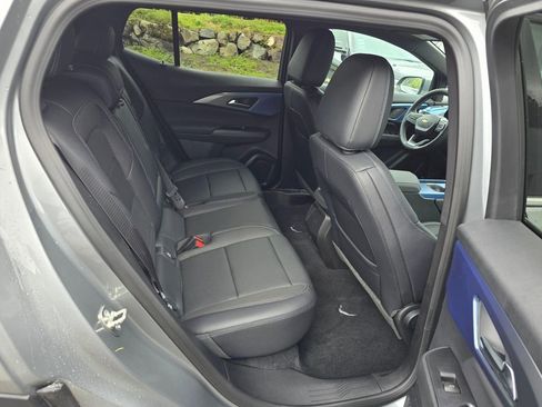 New 2026 Chevrolet Equinox EV LT AWD/4WD image 11