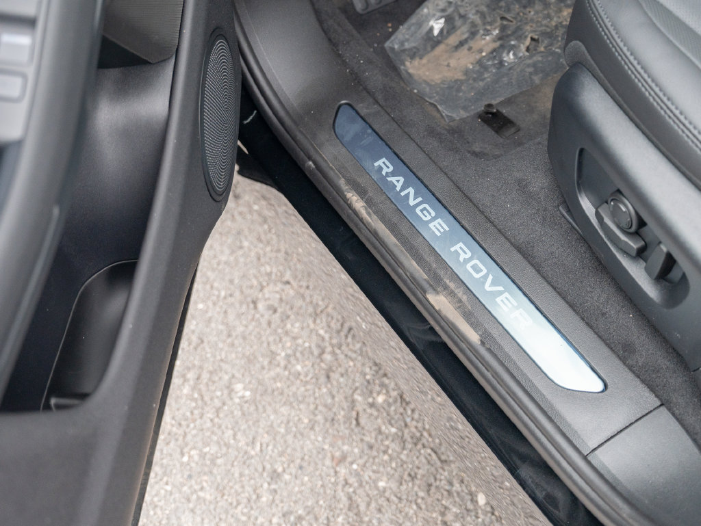 New 2026 Land Rover Range Rover Evoque S AWD/4WD image 16