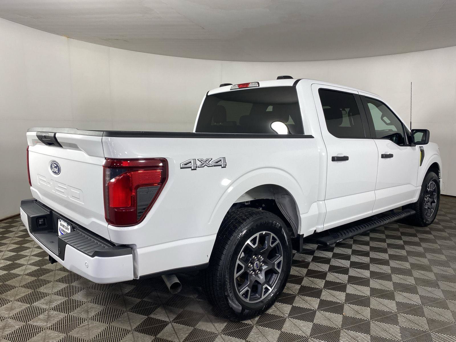 Used 2025 Ford F150 STX w/ Equipment Group 200A AWD/4WD image 7