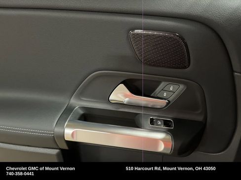 Used 2024 Mercedes-Benz EQB 250+ image 21