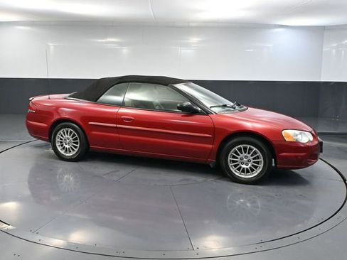 Used 2004 Chrysler Sebring LXi w/ Electronics Convenience Group FWD image 3
