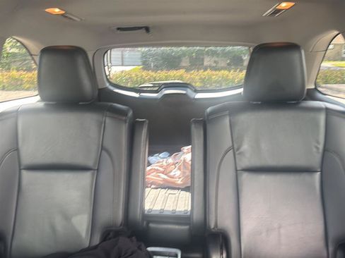 Used 2019 Toyota Highlander XLE AWD/4WD image 20
