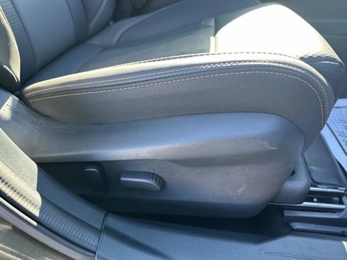 Used 2025 Subaru Outback Wilderness AWD/4WD image 44