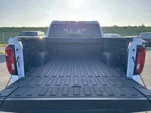 New 2026 GMC Sierra 1500 SLT w/ SLT Premium Plus Package image 27