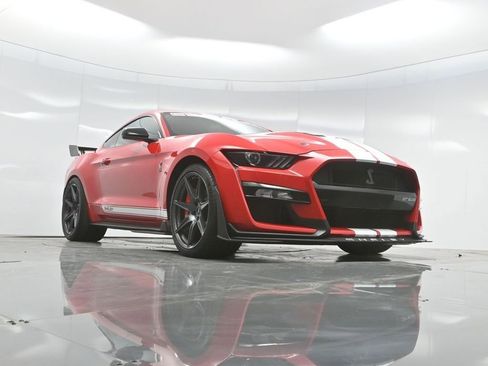 Used 2020 Ford Mustang Shelby GT500 w/ Technology Package RWD image 59