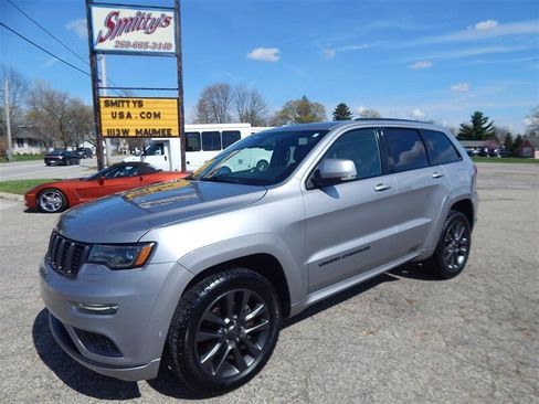 Used 2019 Jeep Grand Cherokee High Altitude image 3