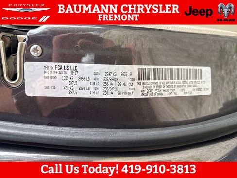 Used 2018 Chrysler Pacifica Touring-L Plus w/ Tire & Wheel Group FWD image 30