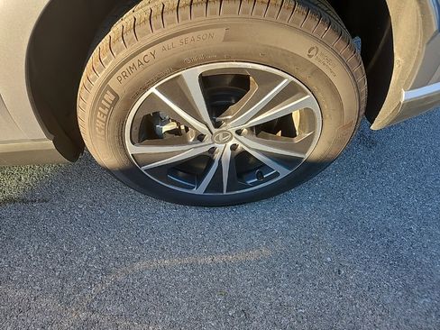 Used 2024 Lexus RX 350 FWD image 12