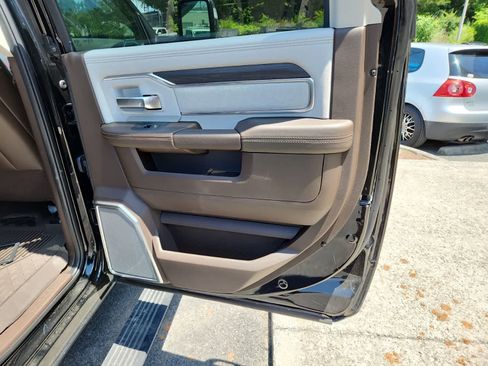 Used 2026 RAM 2500 Laramie AWD/4WD image 24