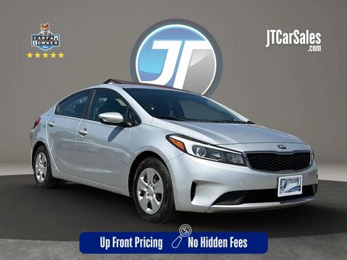 Used 2017 Kia Forte LX FWD image 1