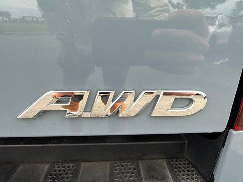 Used 2023 Honda Ridgeline Black Edition image 4