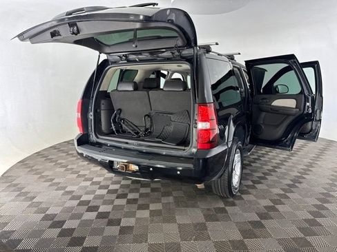 Used 2007 Chevrolet Tahoe LT w/ LT Preferred Equipment Group AWD/4WD image 14