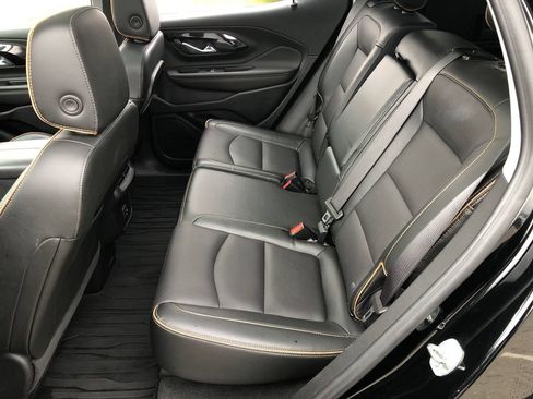 Used 2022 GMC Terrain AT4 AWD/4WD image 21