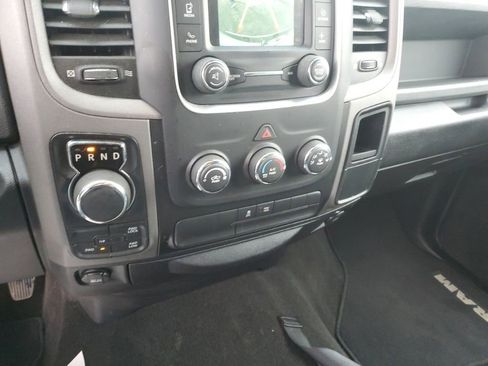 Used 2017 RAM 1500 Express w/ Express Value Package image 24