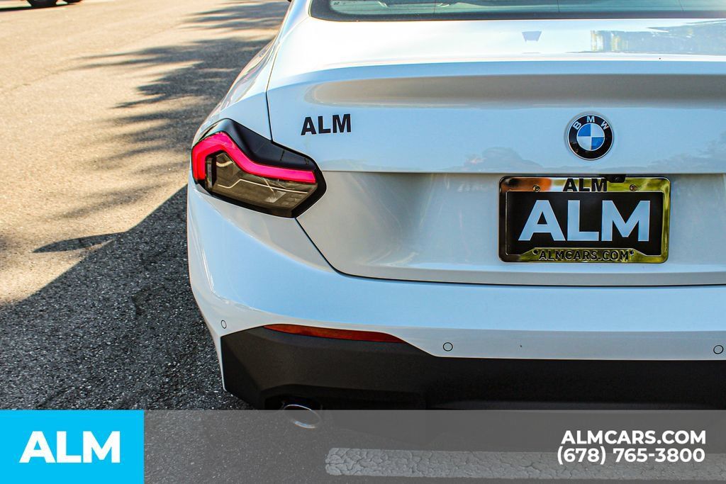 Used 2026 BMW 230i Coupe RWD image 11