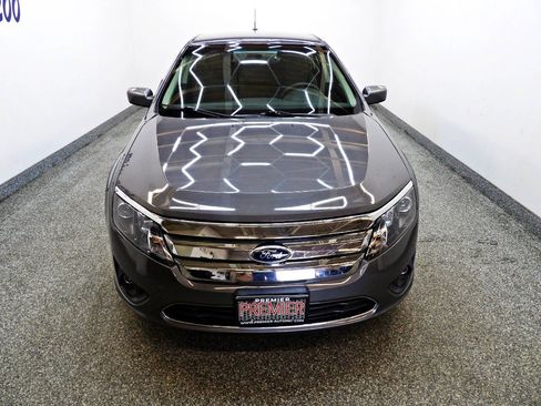 Used 2012 Ford Fusion SE FWD image 2