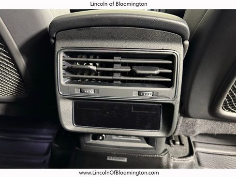 Used 2023 Audi Q8 Premium Plus w/ Premium Plus Package image 21