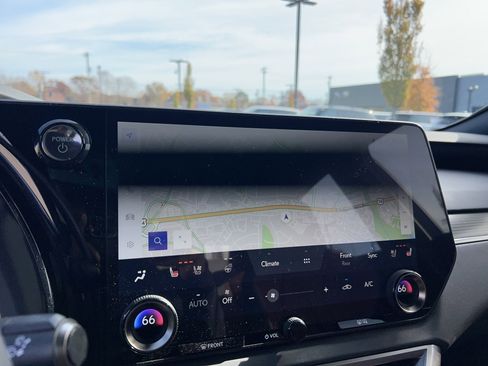 Used 2024 Lexus RX 500h F Sport image 21