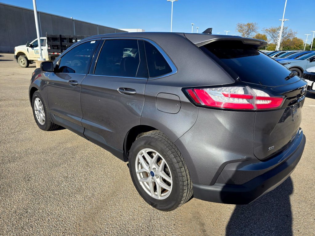 Used 2022 Ford Edge SEL AWD/4WD image 5