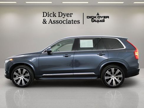 Certified 2024 Volvo XC90 T8 Plus w/ Protection Package AWD/4WD image 5