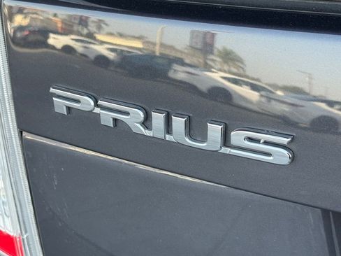 Used 2015 Toyota Prius Two image 12