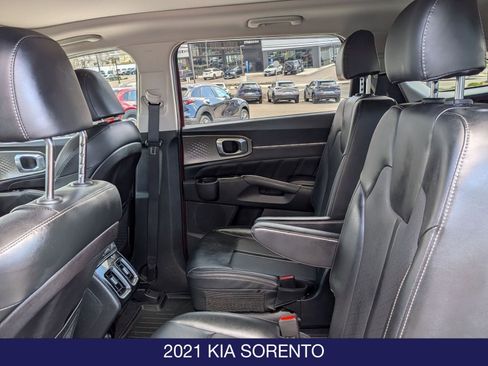 Used 2021 Kia Sorento SX image 13