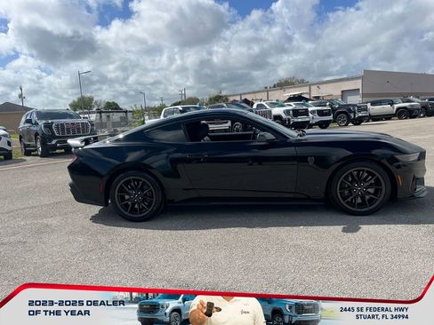 Used 2024 Ford Mustang Dark Horse image 2