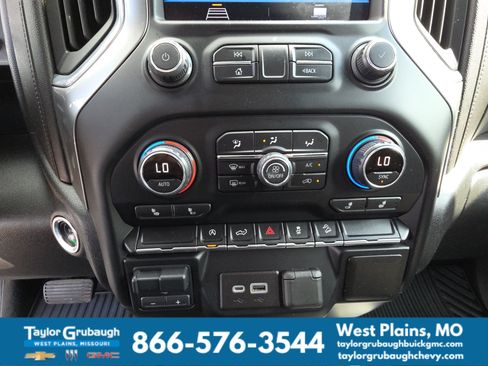 Used 2020 Chevrolet Silverado 1500 LT w/ All-Star Edition AWD/4WD image 24