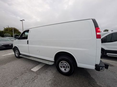 Used 2021 GMC Savana 2500 Work Van w/ Driver Convenience Package image 8