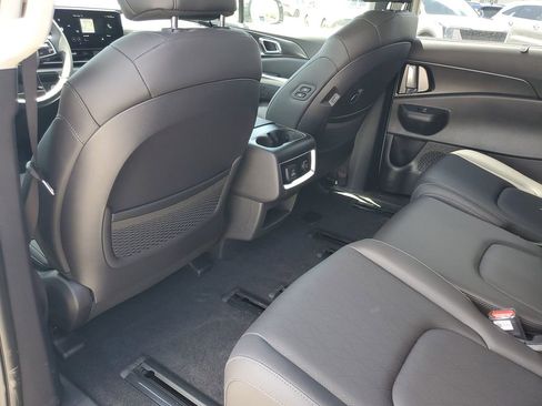 New 2026 Kia Carnival SX FWD image 22