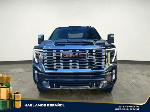 New 2026 GMC Sierra 2500 Denali w/ Denali Reserve Package image 10