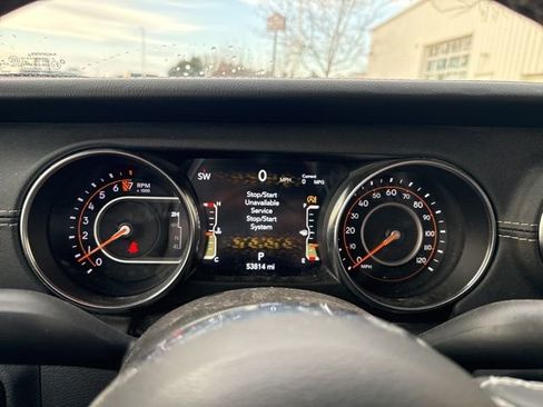 Used 2021 Jeep Gladiator Overland w/ Popular Equipment Package image 11