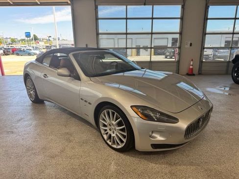 Used 2017 Maserati GranTurismo Convertible RWD image 24