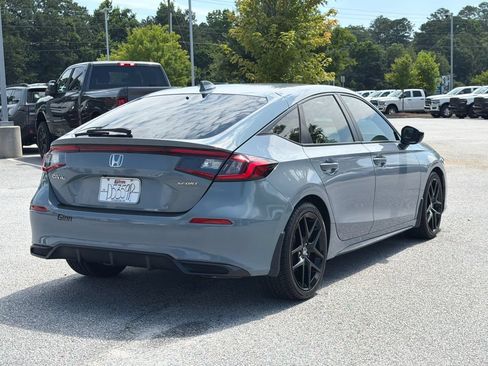 Used 2023 Honda Civic Sport image 7