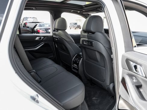 Used 2020 BMW X5 sDrive40i w/ Premium Package RWD image 42