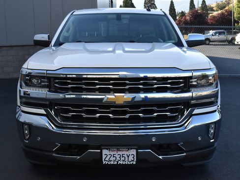 Used 2018 Chevrolet Silverado 1500 LTZ w/ LTZ Plus Package image 3