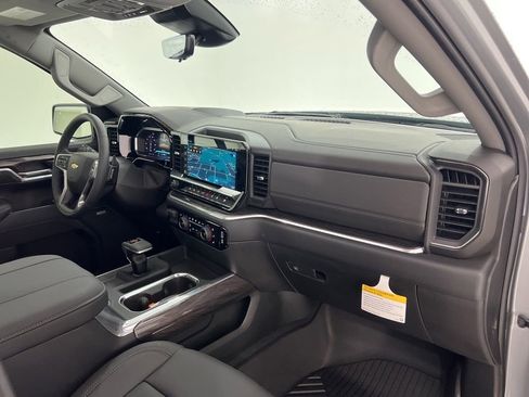 New 2026 Chevrolet Silverado 1500 LTZ w/ LTZ Premium Package AWD/4WD image 28