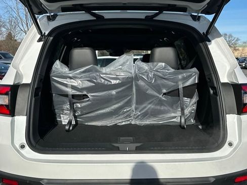 New 2025 Honda Pilot Black Edition image 41