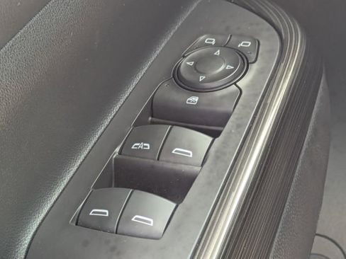 Used 2019 GMC Acadia SLT FWD image 22