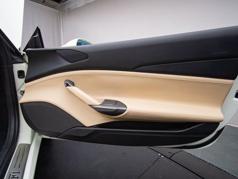 Used 2018 Ferrari 488 Spider RWD image 40