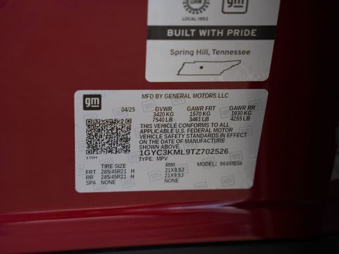 New 2026 Cadillac Vistiq Luxury w/ LPO, Floor Liner Package AWD/4WD image 31