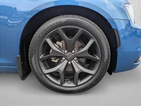 Used 2023 Chrysler 300 Touring w/ Sport Appearance Package RWD image 21