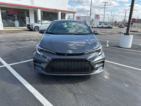 New 2026 Toyota Corolla SE image 2