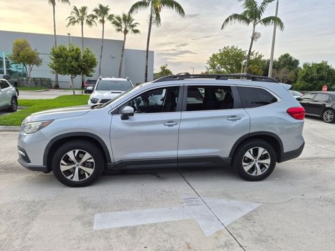 Used 2019 Subaru Ascent Premium AWD/4WD image 6